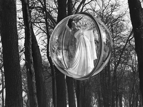 Melvin Sokolsky's Iconic Fashion Bubbles 